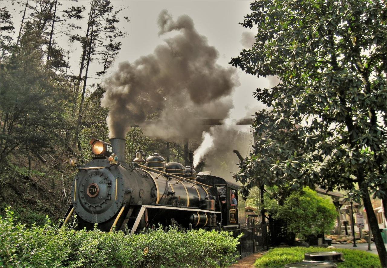 Tranquility Hollow, Indoor Pool, Game Room, 1089 Free Tickets Each Paid Day, Dollywood And More! Sevierville Eksteriør billede